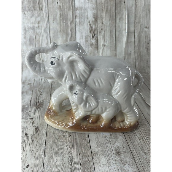 7” Vintage Ceramic Elephant Figurine with Baby Made in Brazil Good Luck Money - Picture 2 of 12